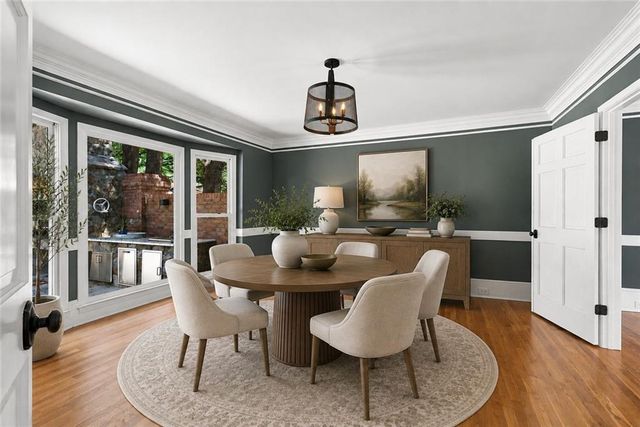 7680 Dunvegan Close, Sandy Springs, GA 30350