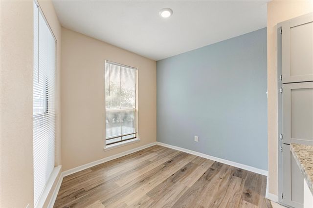 3919 Fairmont Parkway 250, Pasadena, TX 77504