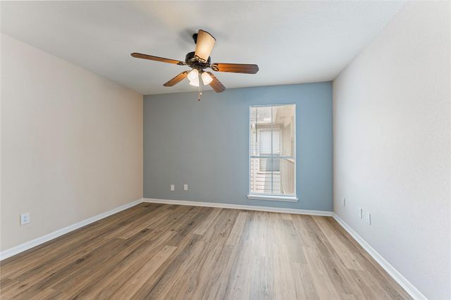 3919 Fairmont Parkway 250, Pasadena, TX 77504