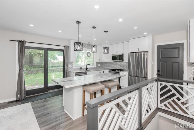 3 Thornway Court, St Peters, MO 63376