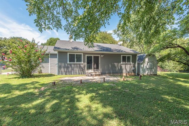 3 Thornway Court, St Peters, MO 63376