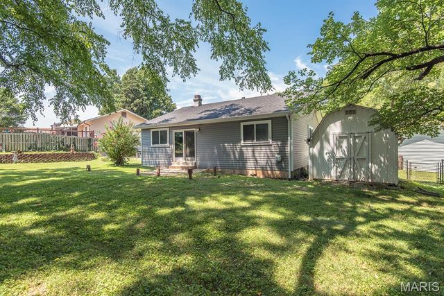 3 Thornway Court, St Peters, MO 63376