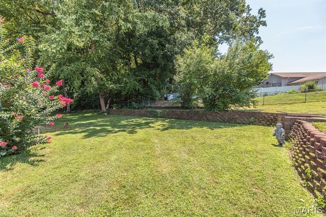 3 Thornway Court, St Peters, MO 63376