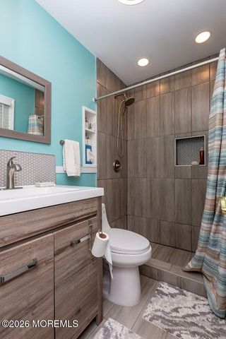 11 Palmetto Point Street, Toms River, NJ 08757