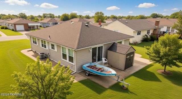 11 Palmetto Point Street, Toms River, NJ 08757