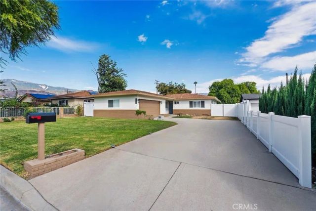 3025 N Alameda, San Bernardino, CA 92404