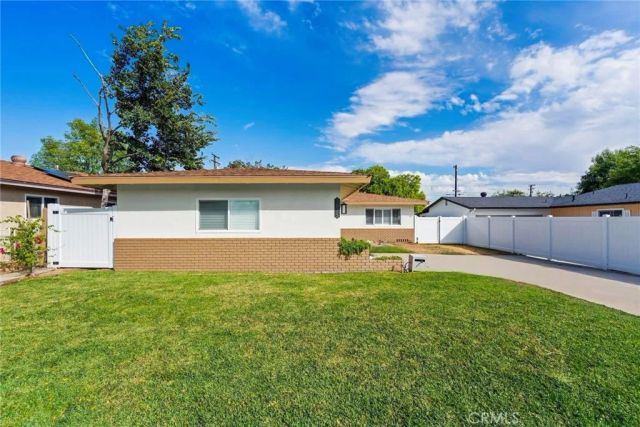 3025 N Alameda, San Bernardino, CA 92404