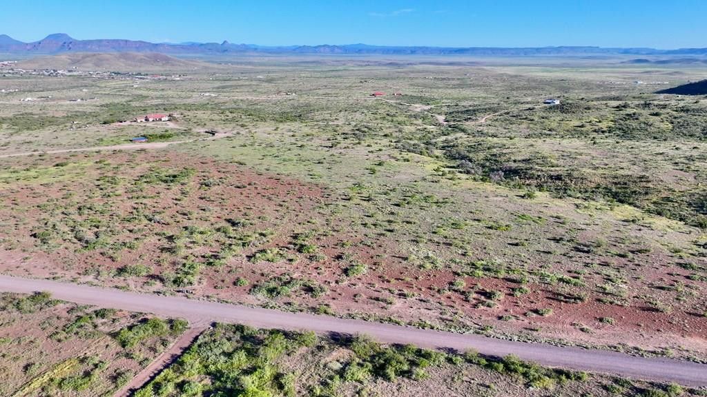 Image 1 of property listing at Tract 39 Sierra la Rana, Alpine, TX 79830