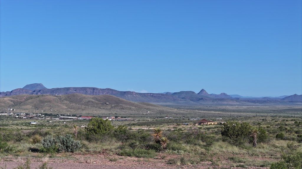 Image 5 of property listing at Tract 39 Sierra la Rana, Alpine, TX 79830