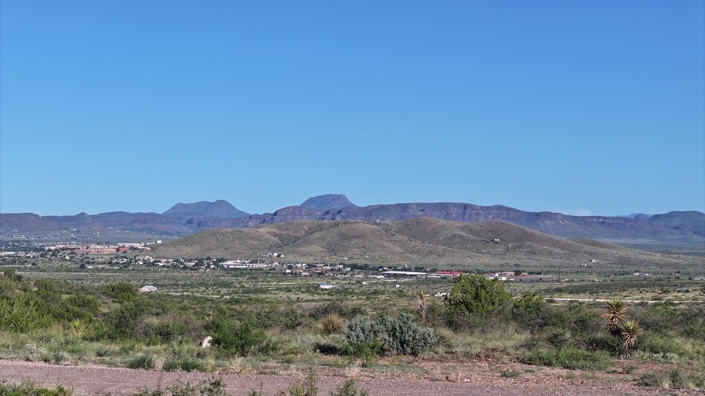 Image 8 of property listing at Tract 39 Sierra la Rana, Alpine, TX 79830