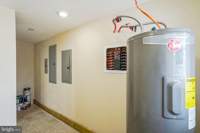 101 N VOGDES ST, Philadelphia, PA 19139