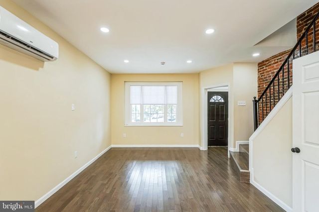 101 N VOGDES ST, Philadelphia, PA 19139