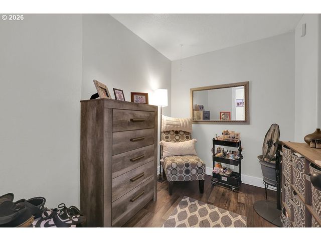 1215 IRVING Rd, Eugene, OR 97404