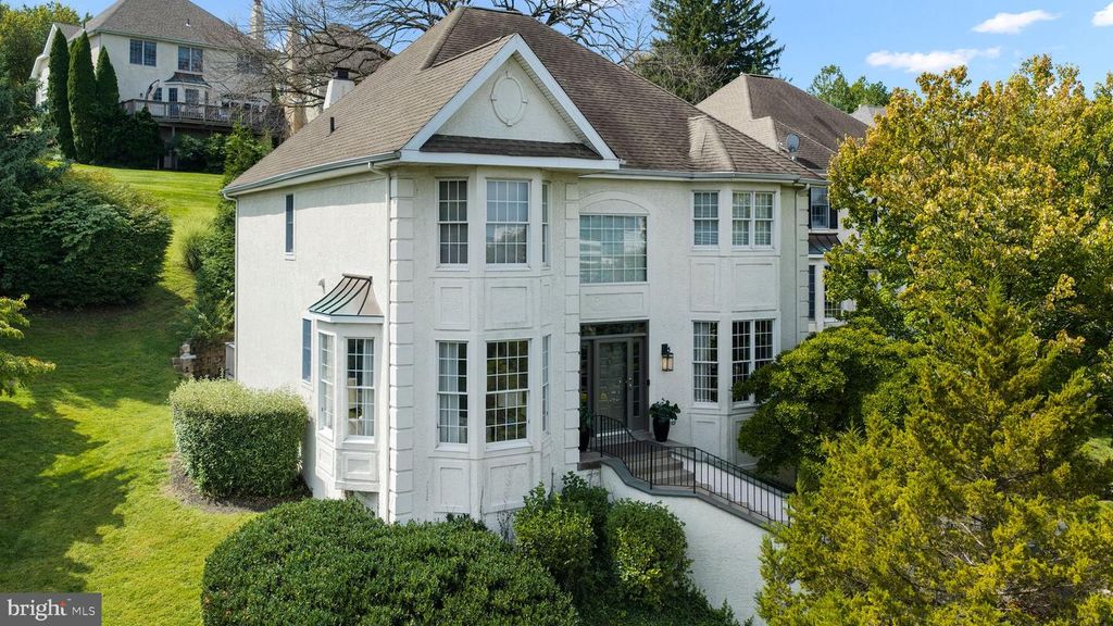 1102 SPRUCE LN, CONSHOHOCKEN, PA 19428 — exterior