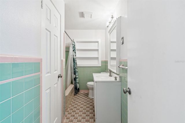 1322 48TH AVENUE N, St Petersburg, FL 33703