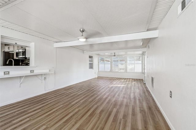 1322 48TH AVENUE N, St Petersburg, FL 33703