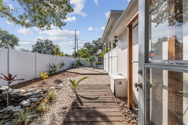 1322 48TH AVENUE N, St Petersburg, FL 33703