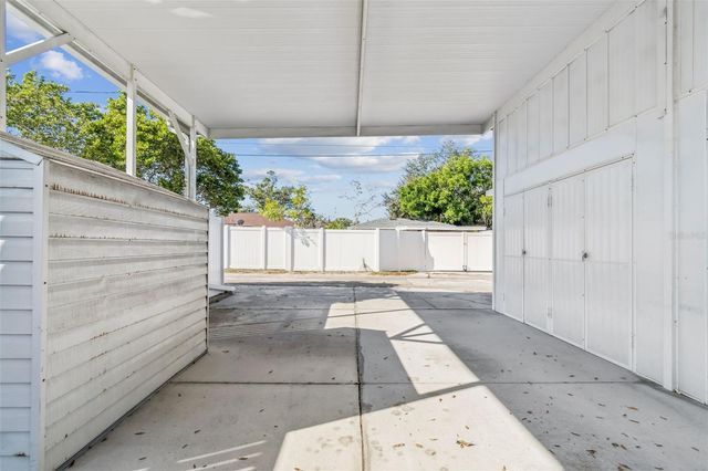 1322 48TH AVENUE N, St Petersburg, FL 33703