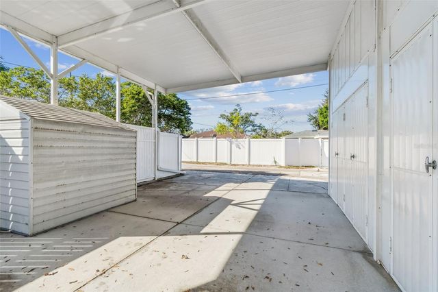 1322 48TH AVENUE N, St Petersburg, FL 33703