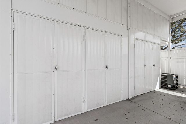 1322 48TH AVENUE N, St Petersburg, FL 33703