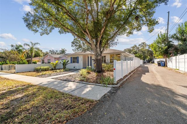 1322 48TH AVENUE N, St Petersburg, FL 33703