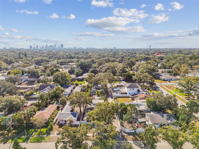 1322 48TH AVENUE N, St Petersburg, FL 33703