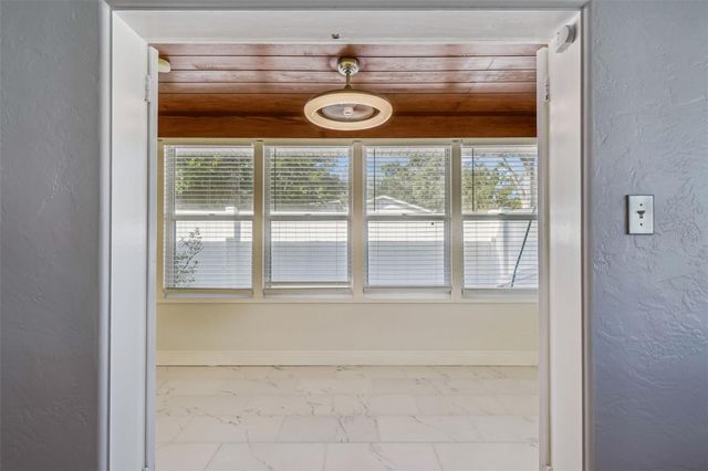 1322 48TH AVENUE N, St Petersburg, FL 33703