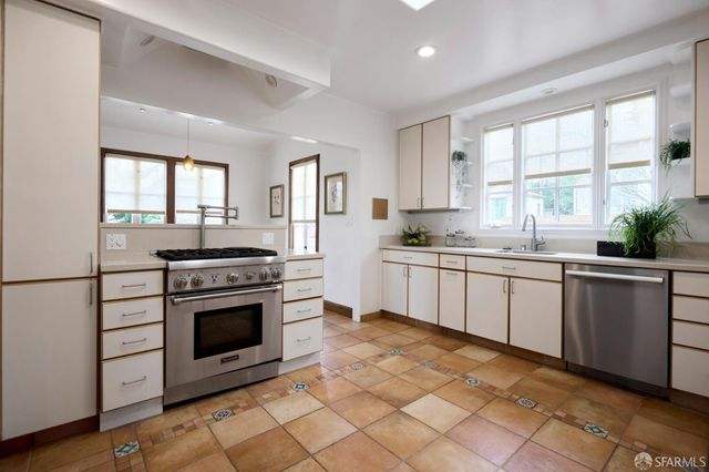 601 Junipero Serra Boulevard, San Francisco, CA 94127