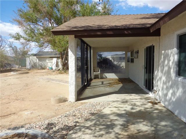 12744 Running Deer, Apple Valley, CA 92308