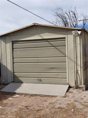 12744 Running Deer, Apple Valley, CA 92308