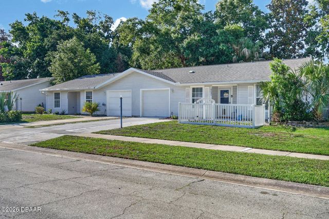 1133 Squirrel Nest Lane, Port Orange, FL 32129