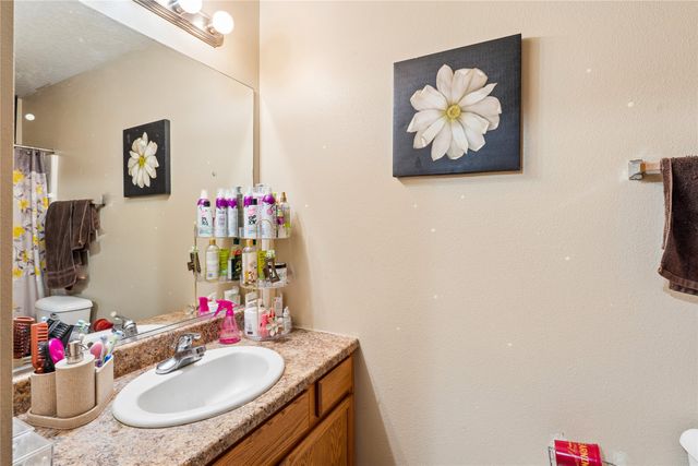 3123 SW Chestnut Court, Ankeny, IA 50023