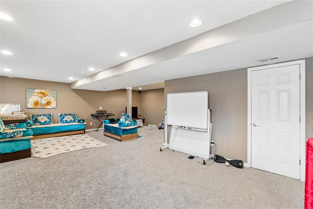 3123 SW Chestnut Court, Ankeny, IA 50023