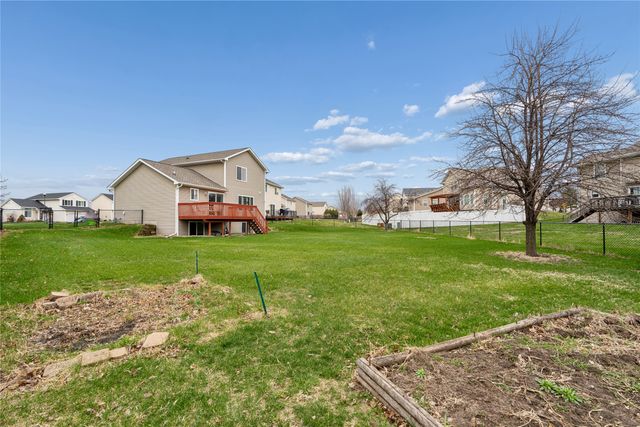 3123 SW Chestnut Court, Ankeny, IA 50023