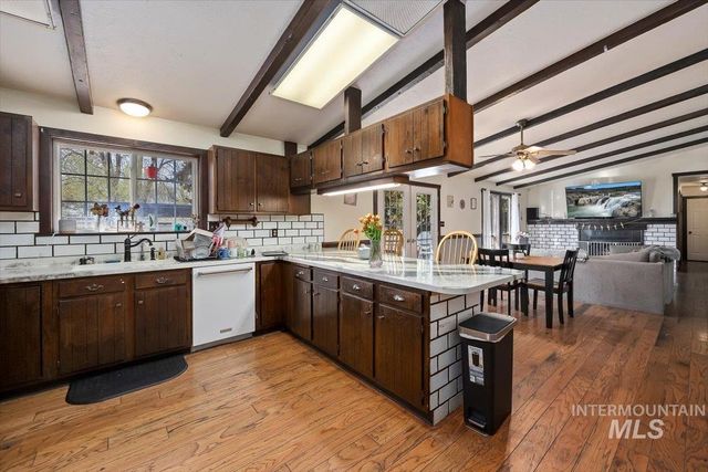 166 W 300 S, Jerome, ID 83338