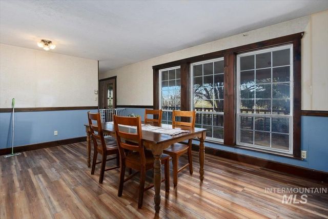 166 W 300 S, Jerome, ID 83338