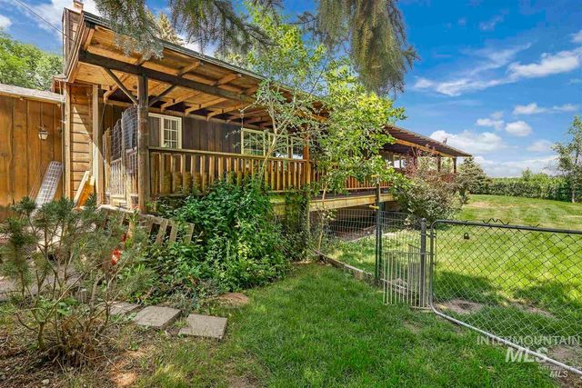 166 W 300 S, Jerome, ID 83338
