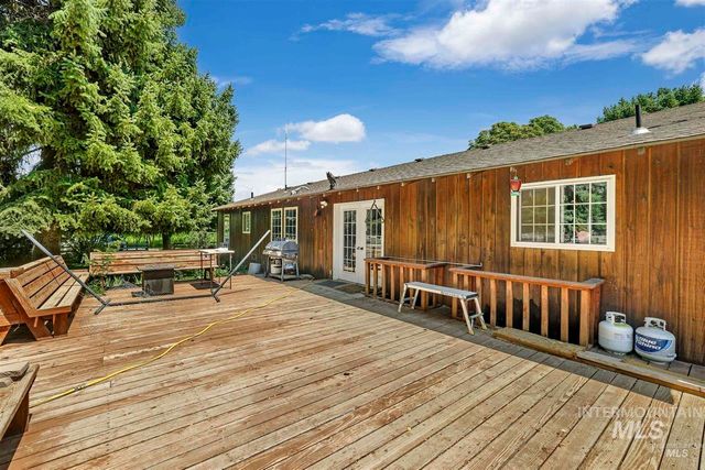 166 W 300 S, Jerome, ID 83338