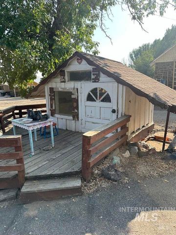 166 W 300 S, Jerome, ID 83338