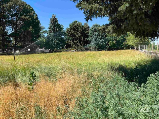 166 W 300 S, Jerome, ID 83338
