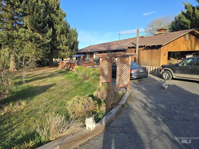 166 W 300 S, Jerome, ID 83338
