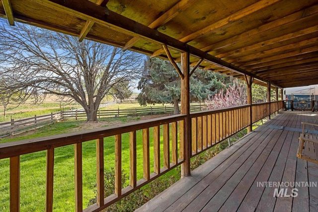 166 W 300 S, Jerome, ID 83338