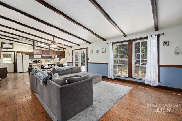 166 W 300 S, Jerome, ID 83338