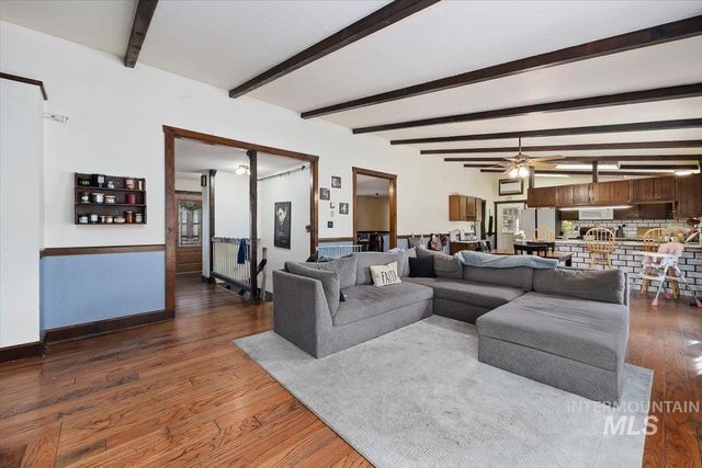 166 W 300 S, Jerome, ID 83338