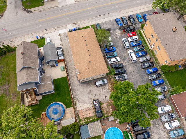 7730 Ogden Avenue, Lyons, IL 60534