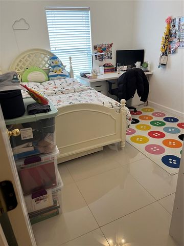 1270 STATIONSIDE DRIVE DRIVE, Oakland, FL 34787