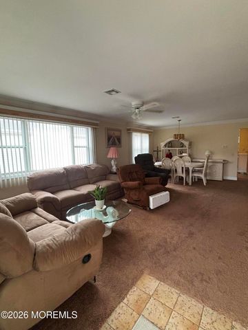 14 Gorginio Drive, Toms River, NJ 08757