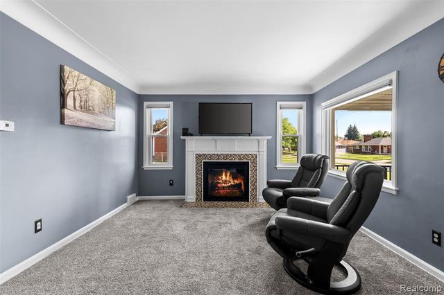 2100 21st Street, Wyandotte, MI 48192