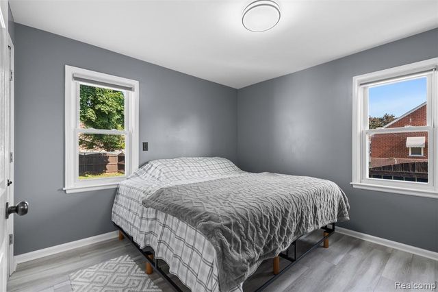 2100 21st Street, Wyandotte, MI 48192