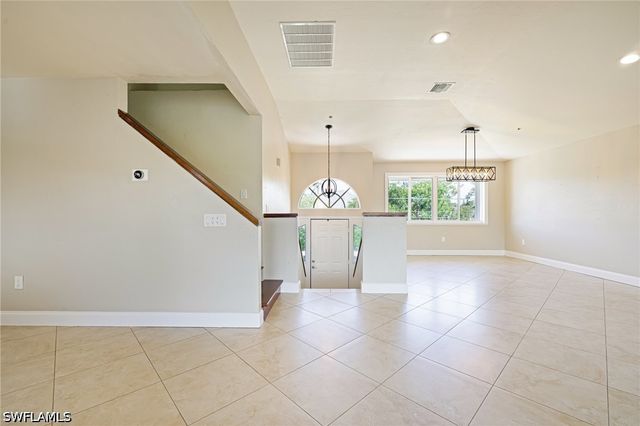 3968 Aloha LN, Bonita Springs, FL 34134